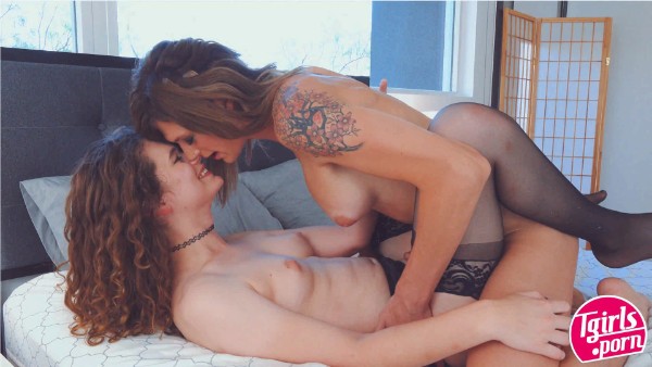 Aphrodite Adams, Nicole Knight [TgirlsPorn]