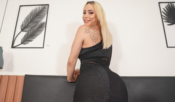 [Brazilian-Transsexuals] Mannuela Mattias - Sexy T-Blondie Super Premiere