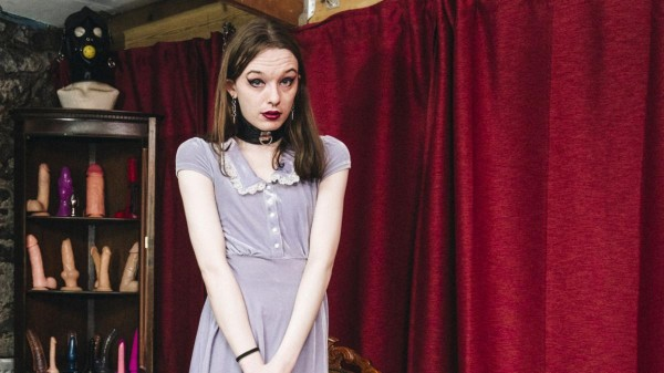 [Femout.xxx] The Insatiable Gothic Bimbo