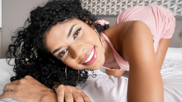 [Tgirls.Xxx] Yara Ventura - Take A Ride Up Ventura's Blvd